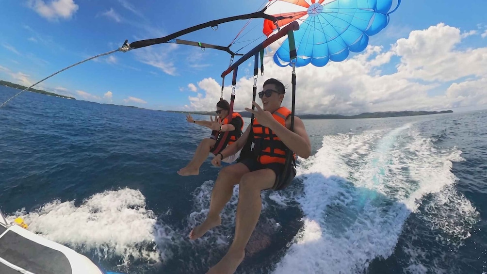 Picture 1 for Activity Boracay Parasailing with Insta 360 3