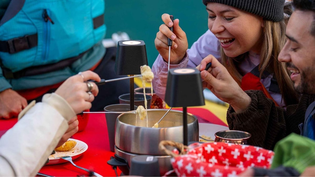 Interlaken: Cheese Fondue Float 1