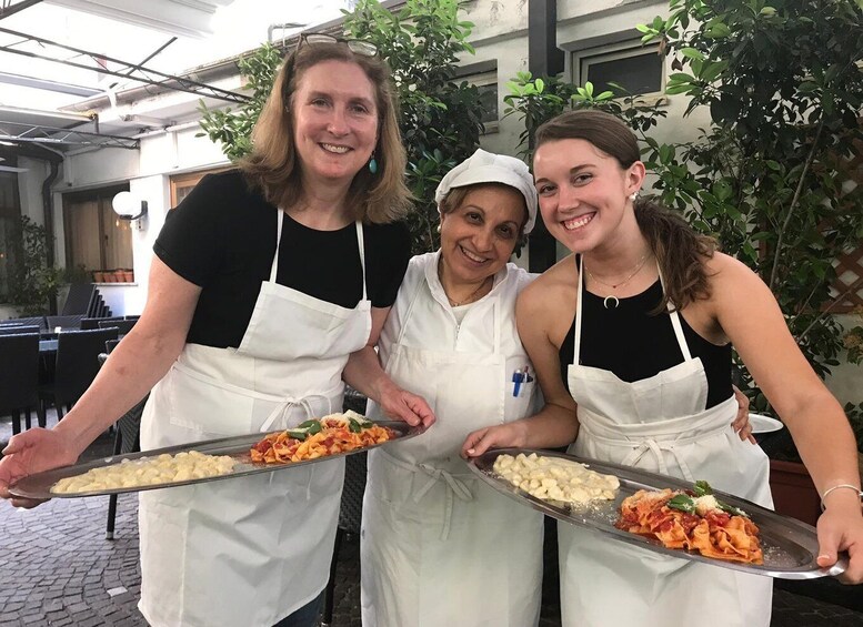 Picture 15 for Activity Florence: Pasta & Tiramisu Cooking Class with Unlimited Wine 4