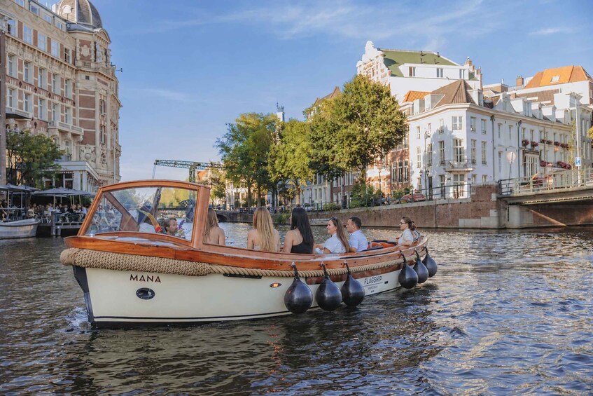 Picture 8 for Activity Amsterdam: 2-Hour Luxury Canal Cruise with Unlimited Snacks 4