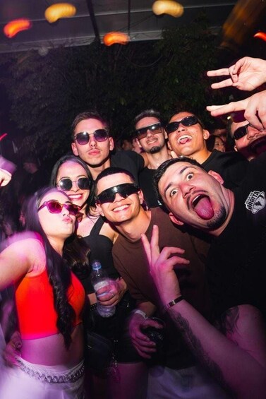 Medellin: Pubcrawl with VIP entry to Rooftops and nightclubs 1