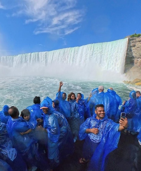 Picture 3 for Activity Niagara Falls: Maid of the Mist & Cave of the Winds Tour 5