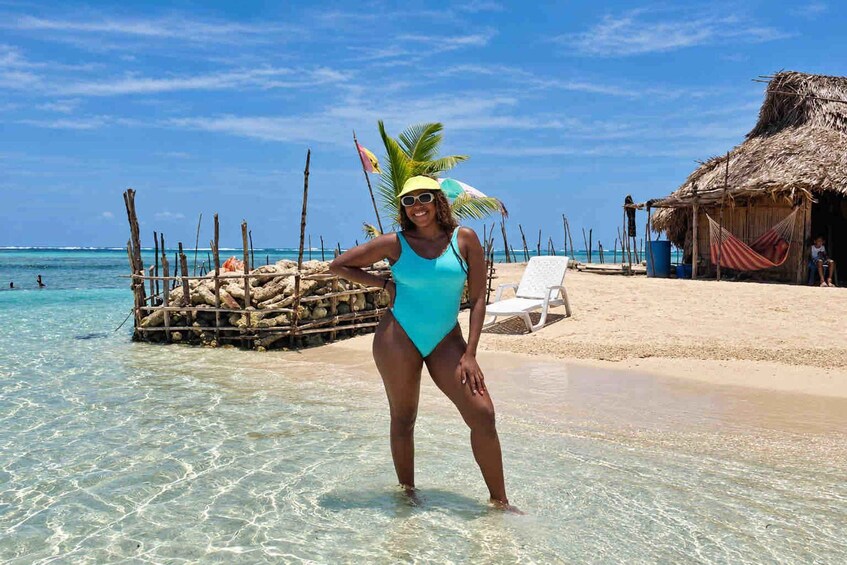 Picture 24 for Activity San Blas: Yani Island Overnight, Private Room & Boat Tour 2