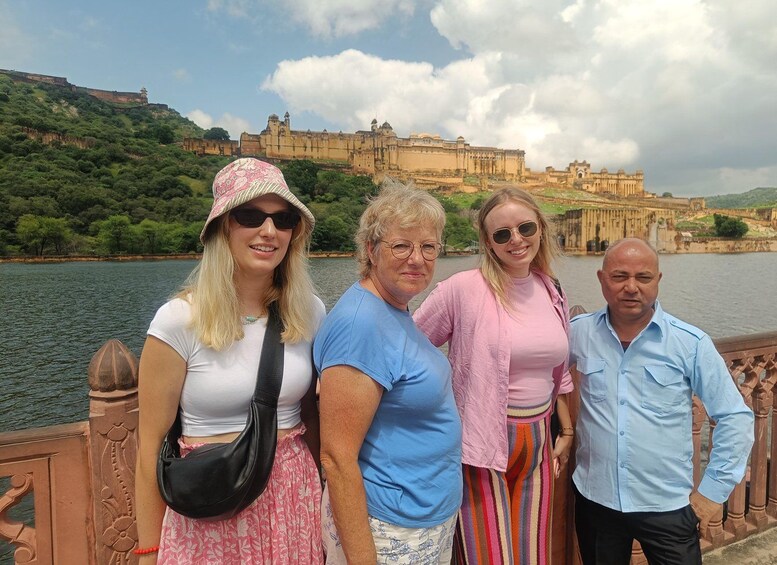 Picture 10 for Activity UDAIPUR SIGHTSEEING TOUR BY CAR WITH GUIDE 4