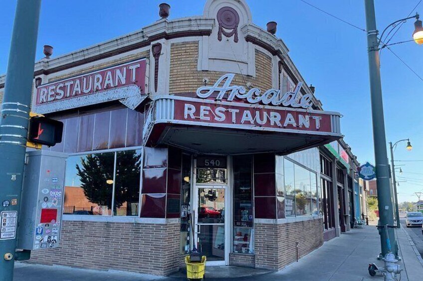 A Self Guided Walking Tour of Brews, Blues and BBQ in Memphis 3