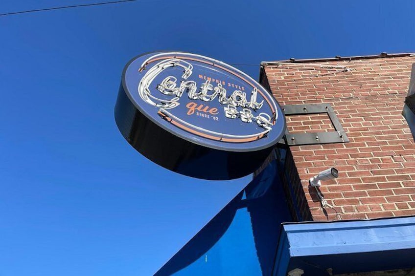 A Self Guided Walking Tour of Brews, Blues and BBQ in Memphis 5