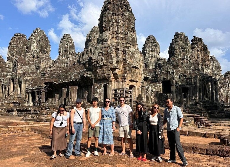 Full-Day Explore Angkor Temples Sunset Tour (with Lunch) 1