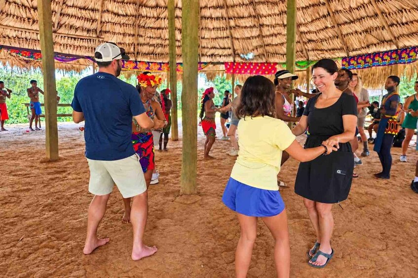 Picture 2 for Activity Panama City: Embera Village Tour, Waterfall & Lunch 4