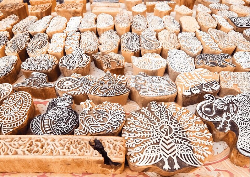 Picture 7 for Activity Vibrant Markets of Jaisalmer (2 Hours Guided Walking Tour) 4