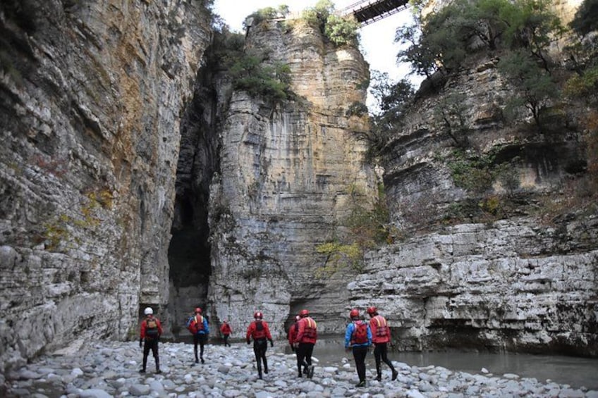 Osumi Canyons Exploration with Equipment 1