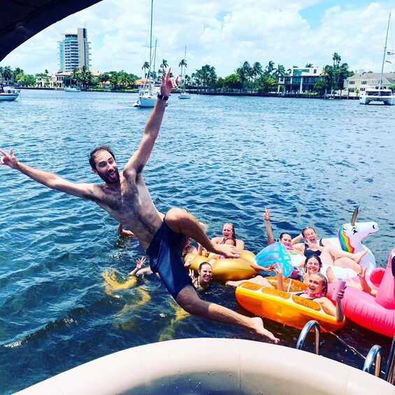 Party Pontoon Boat w/ Captain, Private up to 12ppl