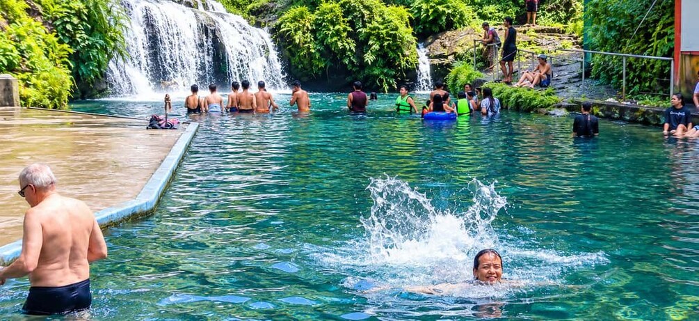 Picture 4 for Activity Tagaytay|TaalVolcanoBoatride|Town Resort|Picnic Lunch (4in1) 3
