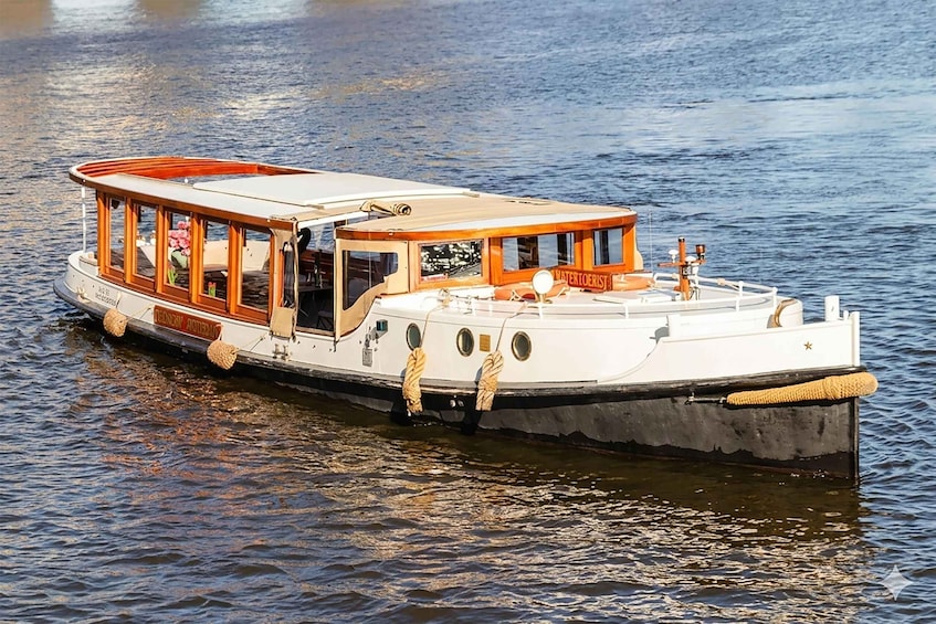 Picture 2 for Activity Luxury Canal Cruise Unlimited Cocktails/Bubbles Option 2