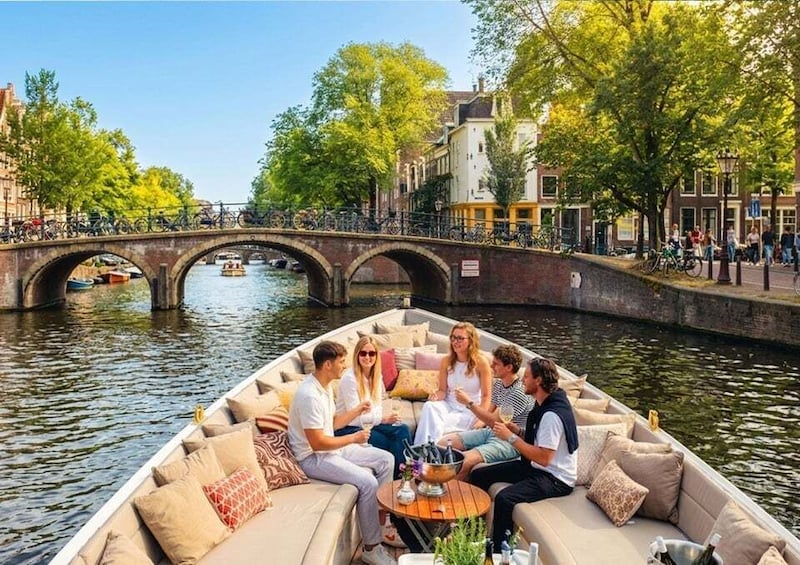 Picture 4 for Activity Amsterdam: Luxury Cruise Unlimited Cocktails/Bubbles Option 3