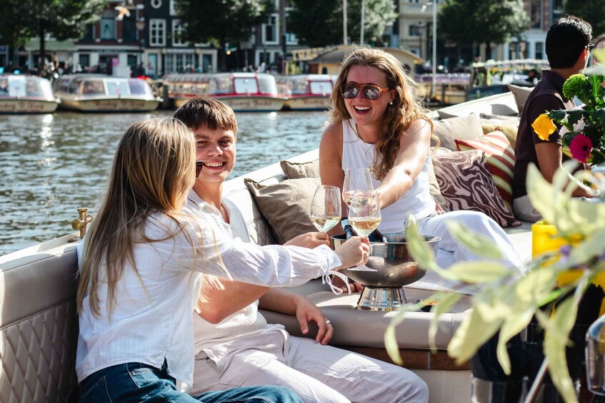 Picture 5 for Activity Amsterdam: Luxury Cruise Unlimited Cocktails/Bubbles Option 3