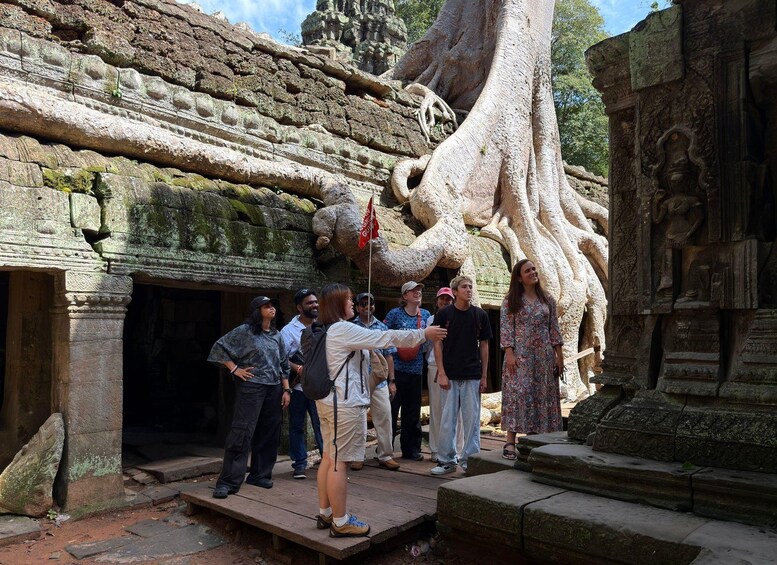 Picture 11 for Activity Full Day Angkor Wat Temple Tour from Phnom Penh All Incluive 5