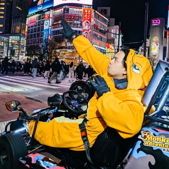 Picture 8 for Activity Tokyo Go-Karting Experience: Shibuya Crossing with Photos 3