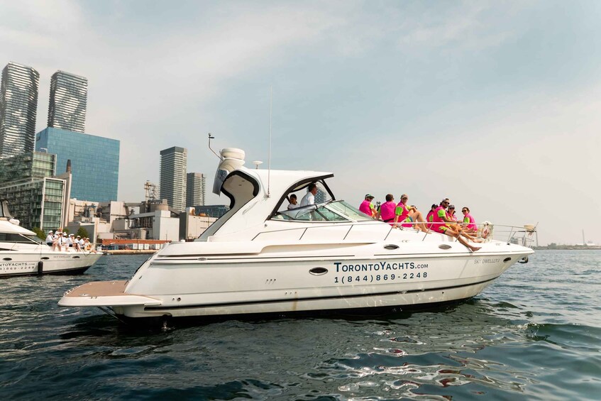 Picture 2 for Activity Toronto: Private Luxury Yacht Sightseeing Cruise & Prosecco 2