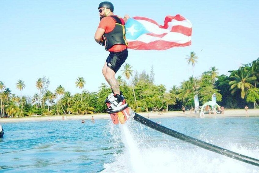 Flyboarding Experience in Luquillo Beach 5