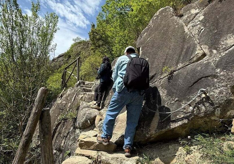Picture 4 for Activity From Castelmezzano: Guided Hike to Pietrapertosa and Back 5