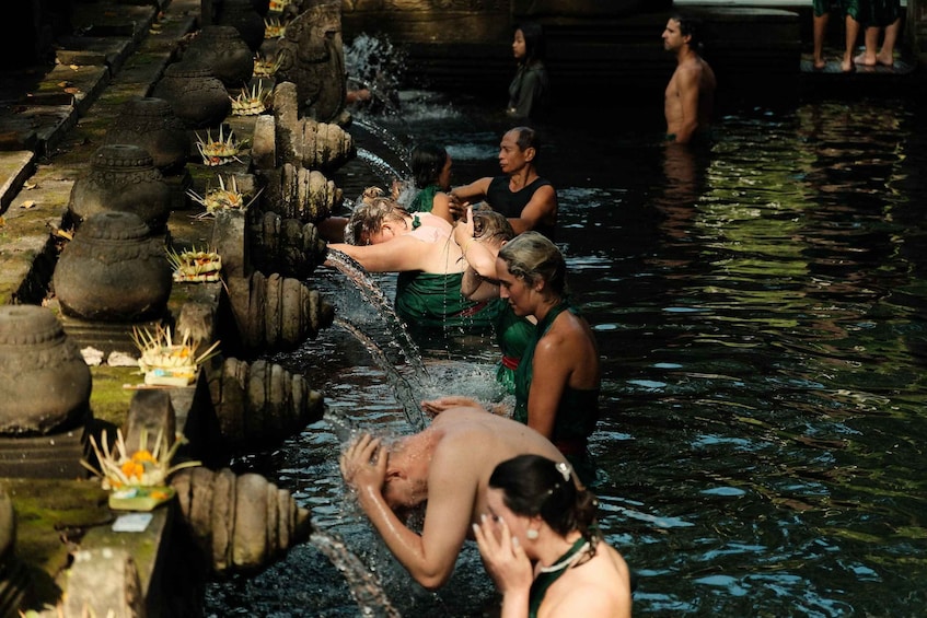 Picture 16 for Activity Tirta Empul: Temple Tour with Optional Spiritual Cleansing 2