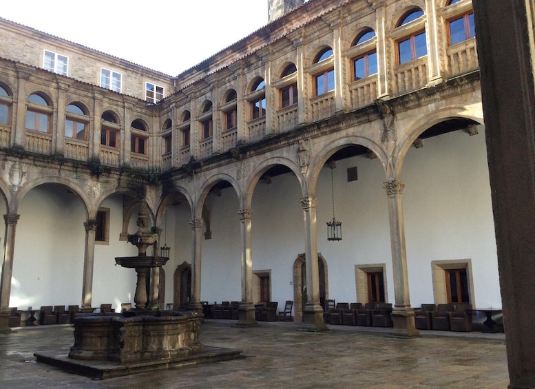 Picture 19 for Activity Complete Santiago Tour with tickets- Full experience in 4H 5