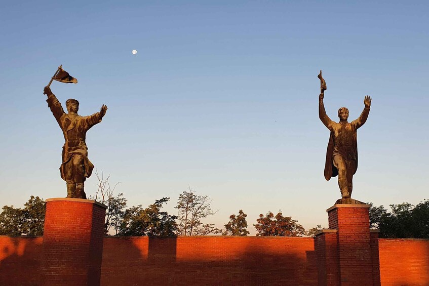 Picture 8 for Activity Memento Park: Official Guided Tour with Entry Ticket 2