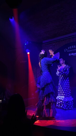 Picture 10 for Activity Barcelona: Exclusive Flamenco Show at El Paraigua with Drink 3