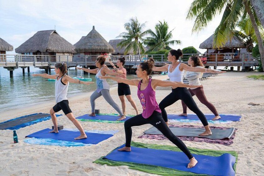 Yoga in front of the lagoon · An exceptional experience at Manava Moorea 5