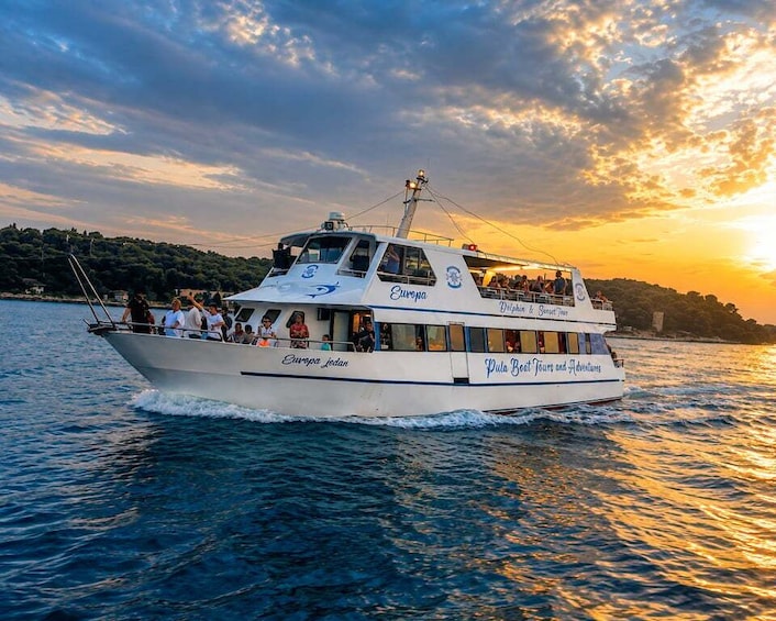 Pula:Brijuni Dolphin Sunset Tour with Drinks┃Optional Dinner 1