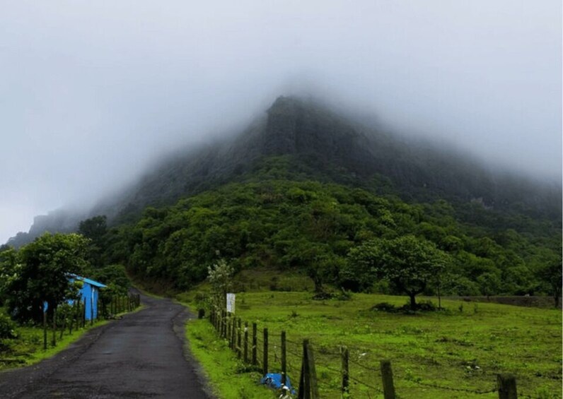 Picture 7 for Activity Guided full day trip to Pawna-Lohagad-Lonavala from Mumbai 2