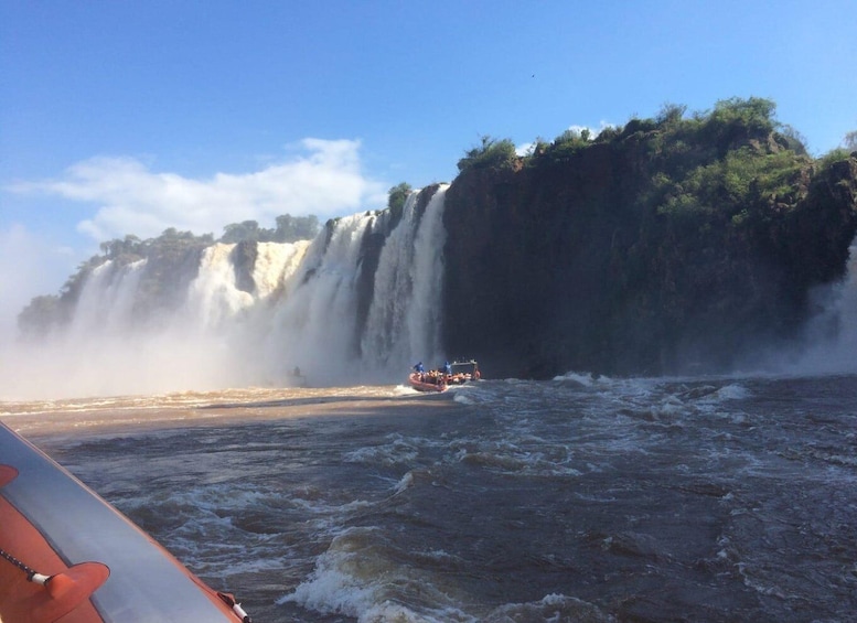 Picture 7 for Activity Brazilian Falls, Bird Park and Itaipu Dam 4