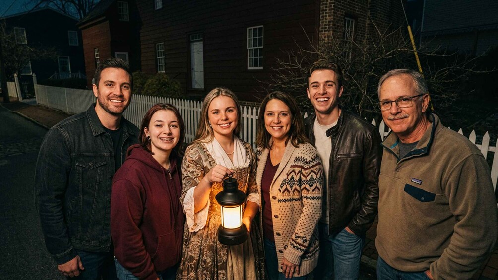 Picture 4 for Activity Ashes and Apparitions of Annapolis Ghost Tour 4