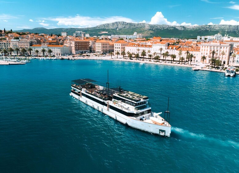 Picture 2 for Activity Split: Blue Lagoon Yacht Party- DJ, Swim, Shots & AfterParty 2