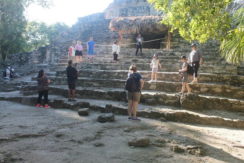 Tour to Chacchoben Ruins and boat tour in Bacalar 5