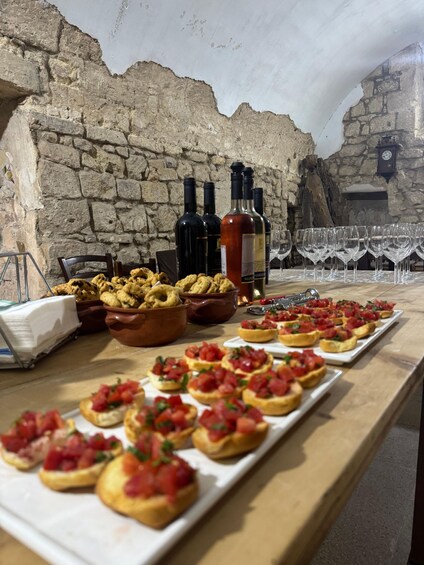 Picture 24 for Activity Lecce: Pasta Making Class in 1400s-Era Courtyard with Wine 4