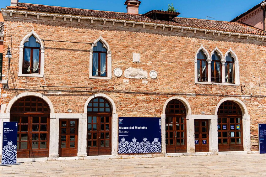 Picture 25 for Activity Punta Sabbioni: Murano, Burano & Torcello Guided Boat Tour 5