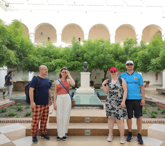 Picture 3 for Activity Cartagena: Gabriel García Márquez Private Walking Tour 2