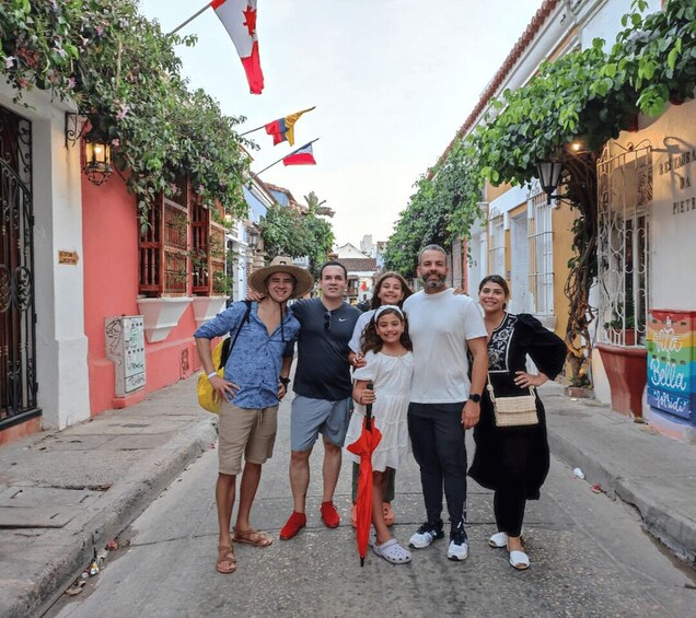 Picture 2 for Activity Cartagena: Gabriel García Márquez Private Walking Tour 3