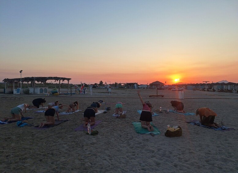 Picture 5 for Activity Sunset Pilates on Tigaki Beach 3