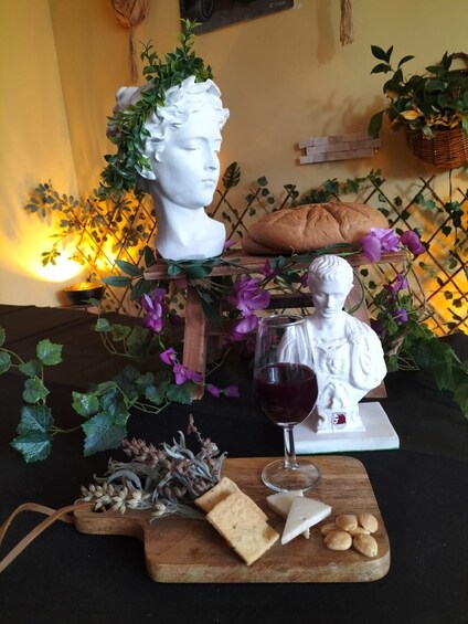 Picture 2 for Activity Ancient Rome gastronomic experience - wine tasting 3