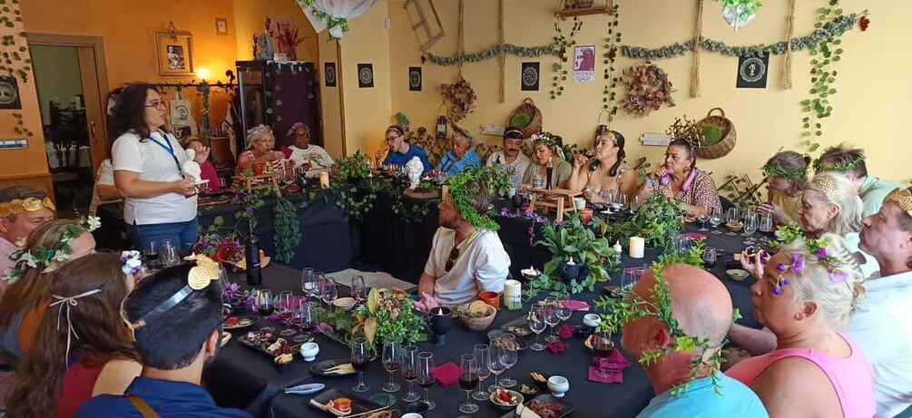 Ancient Rome gastronomic experience - wine tasting 1
