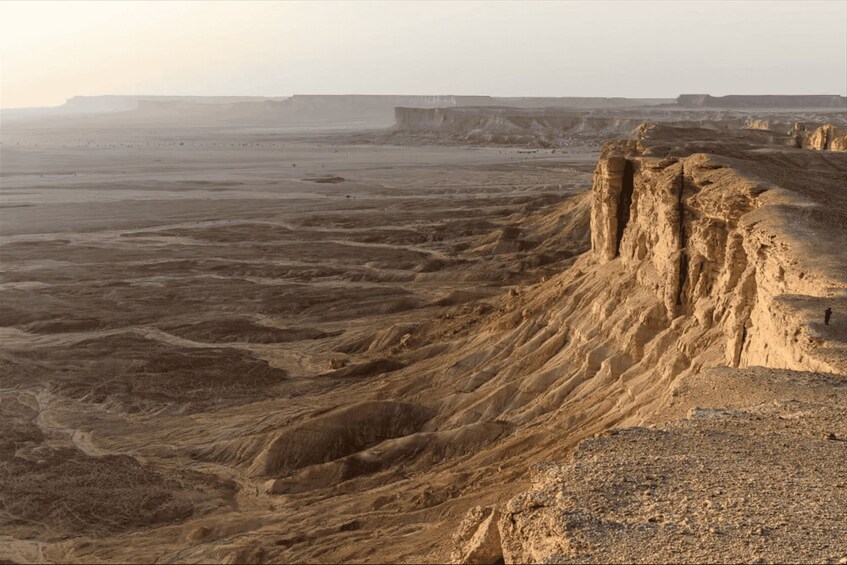 Picture 3 for Activity Riyadh: Trip to Edge of the World 2
