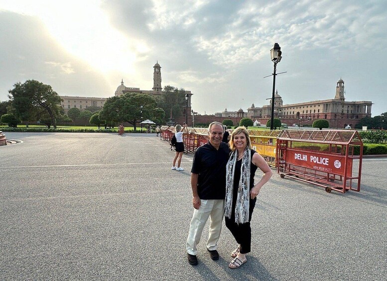 Picture 2 for Activity Delhi: Guided Evening Tour of Delhi City 3