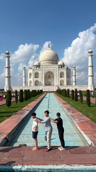 Picture 17 for Activity Agra: Taj Mahal, Agra Fort & Baby Taj Guided Day Tour 2
