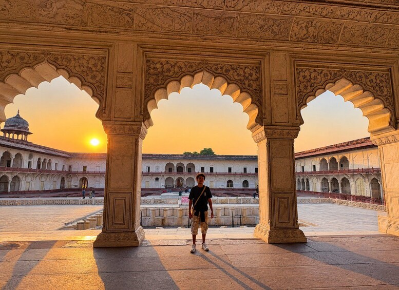 Picture 7 for Activity Agra: Taj Mahal, Agra Fort & Baby Taj Guided Day Tour 4