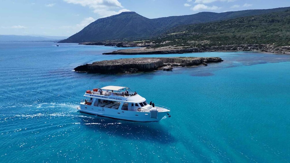 Jeep & Boat: 4x4 Tour + Boat to Blue Lagoon 1