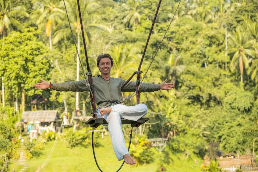 Picture 2 for Activity Bali: Swing with Falls, Rice Terrace, & Monkey Forest Option 5