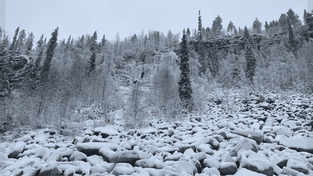 Hiking at Korouoma | Frozen waterfall 1