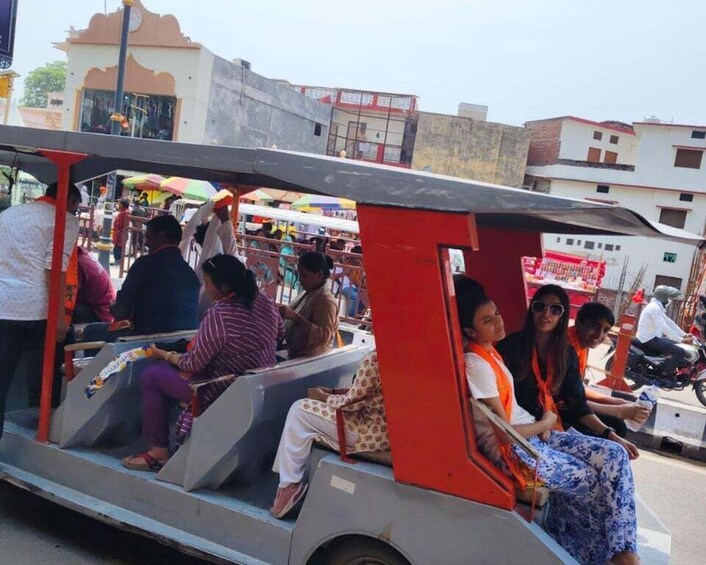 Picture 5 for Activity Varanasi: Ayodhya Expedition to the Divine Day Tour 2